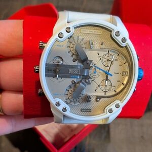 BNWT Diesel Mens Chronograph Mr. Daddy 2.0 White Leather Strap Watch 57mm